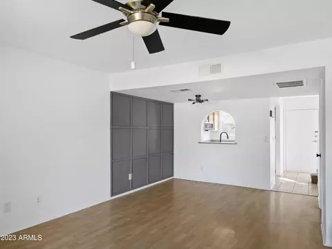 1333 S Mitchell Dr, Tempe, AZ 85281 photo 2