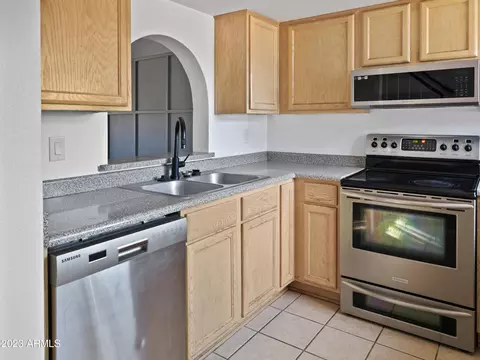 1333 S Mitchell Dr, Tempe, AZ 85281 photo 7