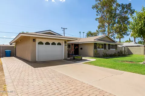 2440 N 19th Dr, Phoenix, AZ 85009
