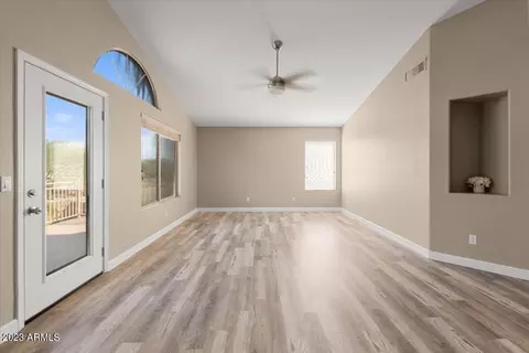 22011 N 43rd Pl, Phoenix, AZ 85050 photo 23