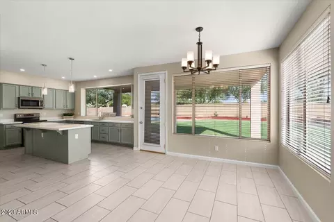22011 N 43rd Pl, Phoenix, AZ 85050 photo 11