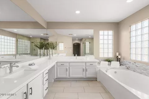 22011 N 43rd Pl, Phoenix, AZ 85050 photo 28