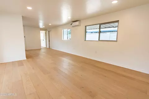 2435 E Tonto Ln, Phoenix, AZ 85050 photo 8