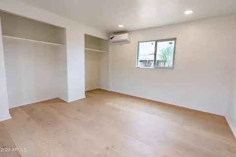 2435 E Tonto Ln, Phoenix, AZ 85050 photo 10