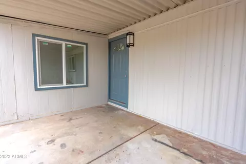 2435 E Tonto Ln, Phoenix, AZ 85050 photo 4