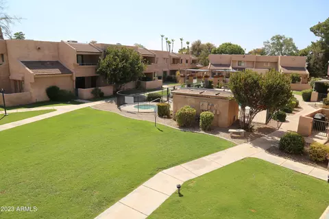 10828 N Biltmore Dr #227, Phoenix, AZ 85029