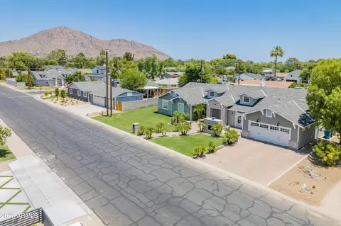 3443 N 50th Pl, Phoenix, AZ 85018 photo 4