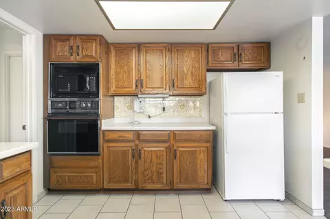 14029 N 39th Dr, Phoenix, AZ 85053 photo 18