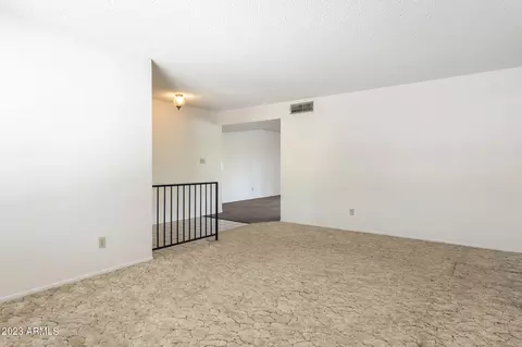 14029 N 39th Dr, Phoenix, AZ 85053 photo 11