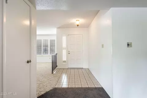 14029 N 39th Dr, Phoenix, AZ 85053 photo 8