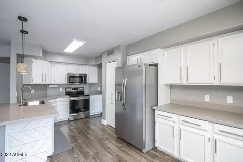 4434 E Bannock St, Phoenix, AZ 85044 photo 5