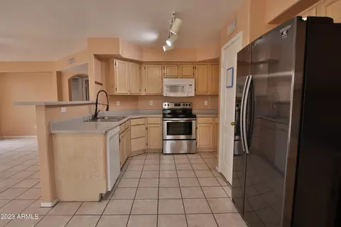 632 S Saddle St, Gilbert, AZ 85233 photo 5