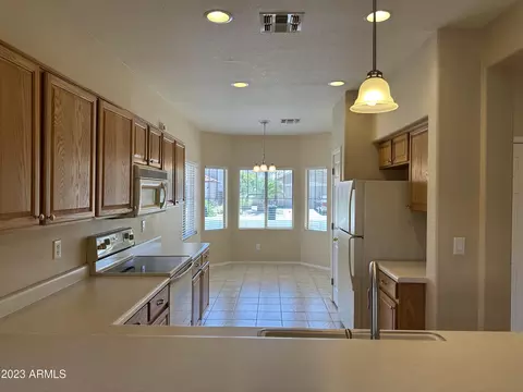 2858 E Devon Ct, Gilbert, AZ 85296 photo 2