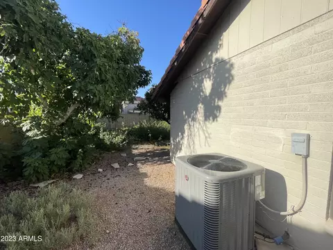 1014 E Knight Ln, Tempe, AZ 85284 photo 5