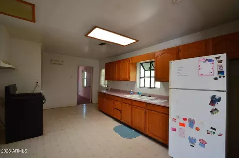 5599 S Central Dr, Globe, AZ 85501 photo 6