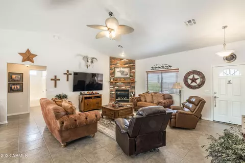 4939 E Greasewood St, Apache Junction, AZ 85119 photo 10