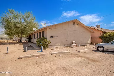 3128 E Chipman Rd, Phoenix, AZ 85040 photo 4