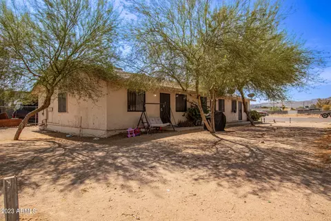 3128 E Chipman Rd, Phoenix, AZ 85040 photo 2