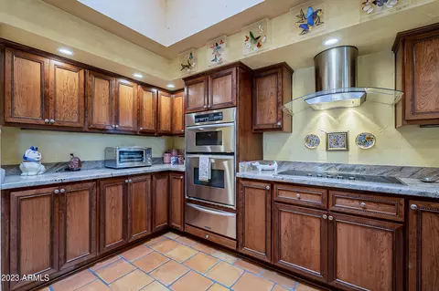 2515 E Carol Ave, Phoenix, AZ 85028 photo 24