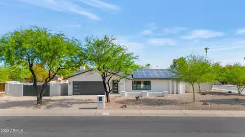 4342 E Yucca St, Phoenix, AZ 85028 photo 2