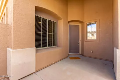 6859 S Pinehurst Dr, Gilbert, AZ 85298 photo 4