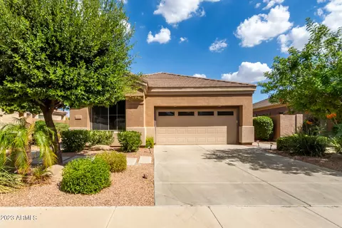 6859 S Pinehurst Dr, Gilbert, AZ 85298