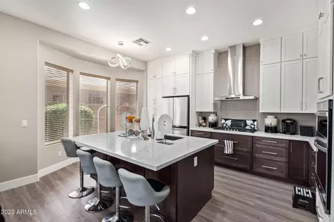 6859 S Pinehurst Dr, Gilbert, AZ 85298 photo 9
