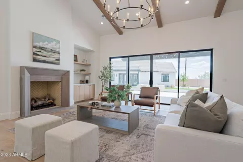 8311 E Regina Cir, Mesa, AZ 85207 photo 11