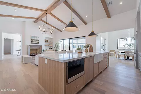 8311 E Regina Cir, Mesa, AZ 85207 photo 15