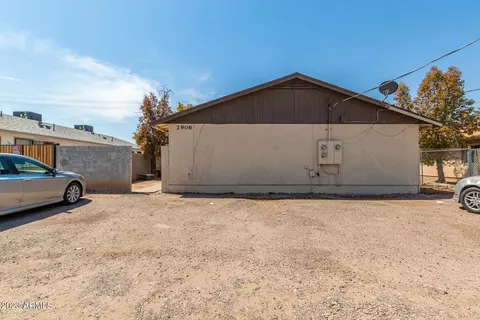 2906 E Roeser Rd, Phoenix, AZ 85040 photo 3