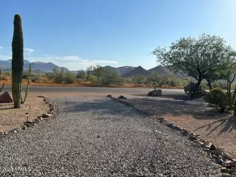 2233 E Joy Ranch Rd, Phoenix, AZ 85086