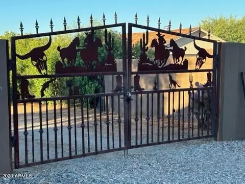 2233 E Joy Ranch Rd, Phoenix, AZ 85086 photo 4