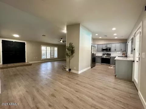 8511 N 1st Dr, Phoenix, AZ 85021 photo 3