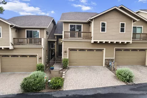3957 N Tam Oshanter Dr, Flagstaff, AZ 86004
