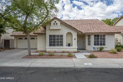 3931 E Orchid Ln, Phoenix, AZ 85044