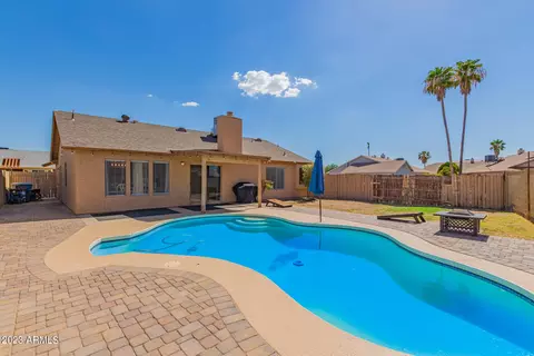 1744 E Saint Charles Ave, Phoenix, AZ 85042