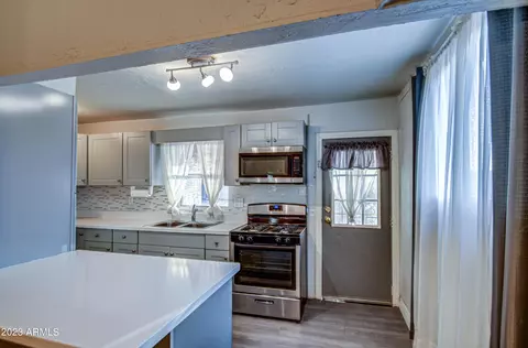 5232 S 11th Ave, Phoenix, AZ 85041 photo 2