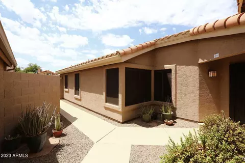 16 E Dawn Dr, Tempe, AZ 85284 photo 4