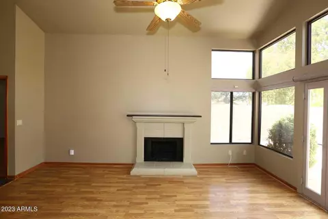 16 E Dawn Dr, Tempe, AZ 85284 photo 9