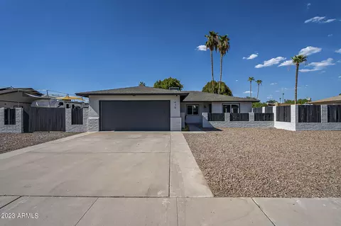 414 E Dunbar Dr, Tempe, AZ 85282 photo 2