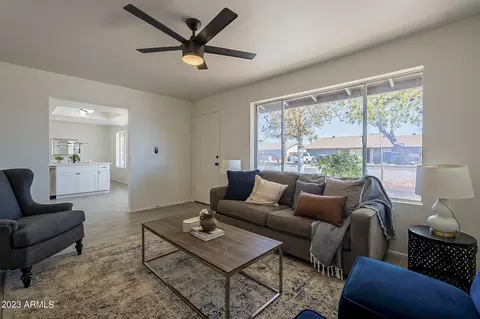 8917 W Heatherbrae Dr, Phoenix, AZ 85037 photo 11