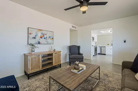 8917 W Heatherbrae Dr, Phoenix, AZ 85037 photo 7