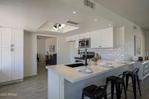 8917 W Heatherbrae Dr, Phoenix, AZ 85037 photo 18