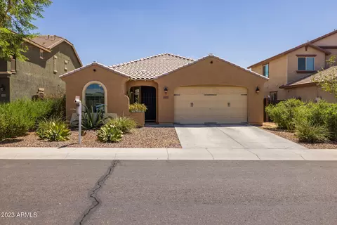 1937 E Hazeltine Way, Gilbert, AZ 85298 photo 2