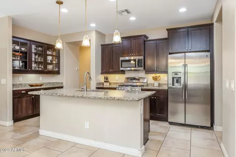1937 E Hazeltine Way, Gilbert, AZ 85298 photo 8