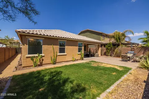 1937 E Hazeltine Way, Gilbert, AZ 85298 photo 32