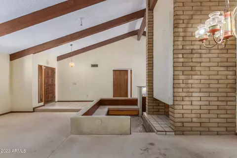 2 E Wood Dr, Phoenix, AZ 85022 photo 9