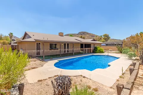 2 E Wood Dr, Phoenix, AZ 85022 photo 6