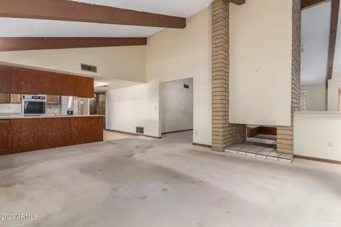 2 E Wood Dr, Phoenix, AZ 85022 photo 13