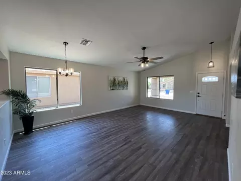 6546 W Chickasaw St, Phoenix, AZ 85043